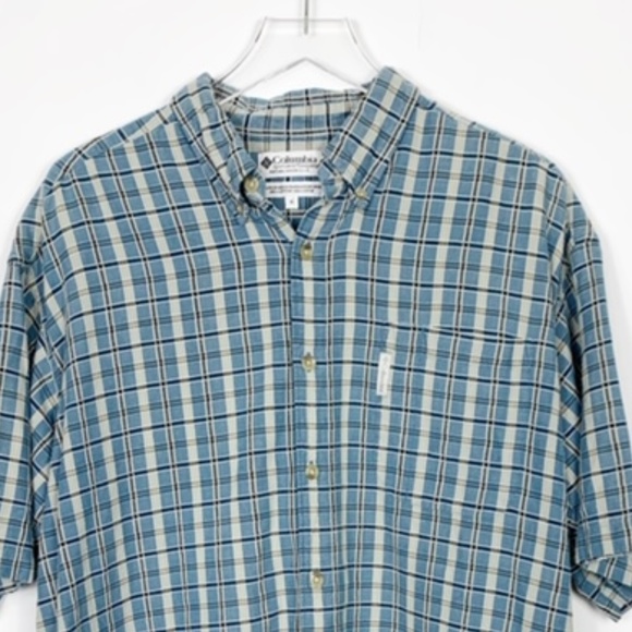 Columbia Plaid Short Sleeve Button Down Shirt - Picture 2 of 8